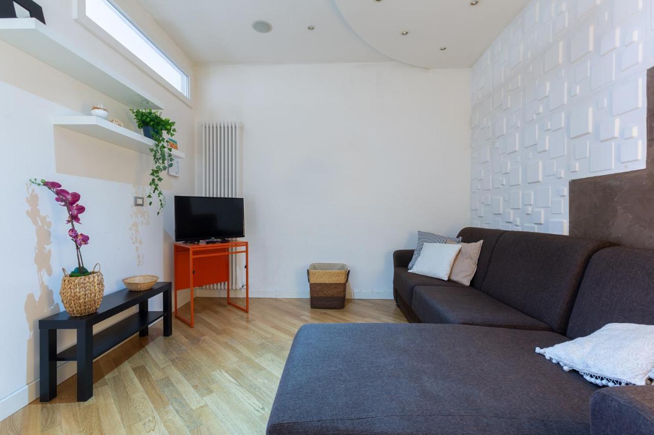Bologna Modern Apartment Saragozza District Exterior foto
